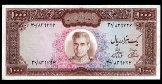 15 - Iran 1000 Rials,  Bank Note.  P94b.  Light Panel.  1971 Issue.  Choice Ef. photo