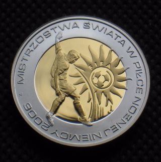Silver 10 Zloty Coin Of Poland - 2006 Fifa World Cup Soccer Germany  Ag Au photo