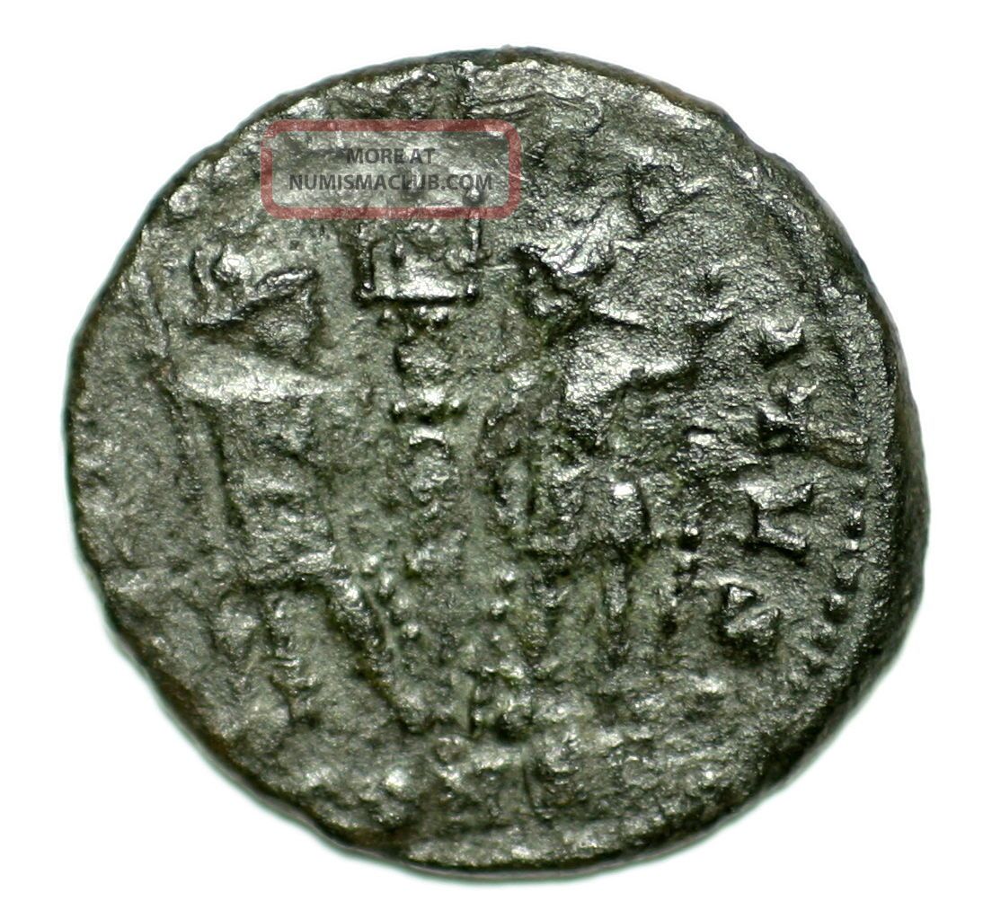Roman Bronze Coin Follis Constans Gloria Exercitus Constantinople Ae14
