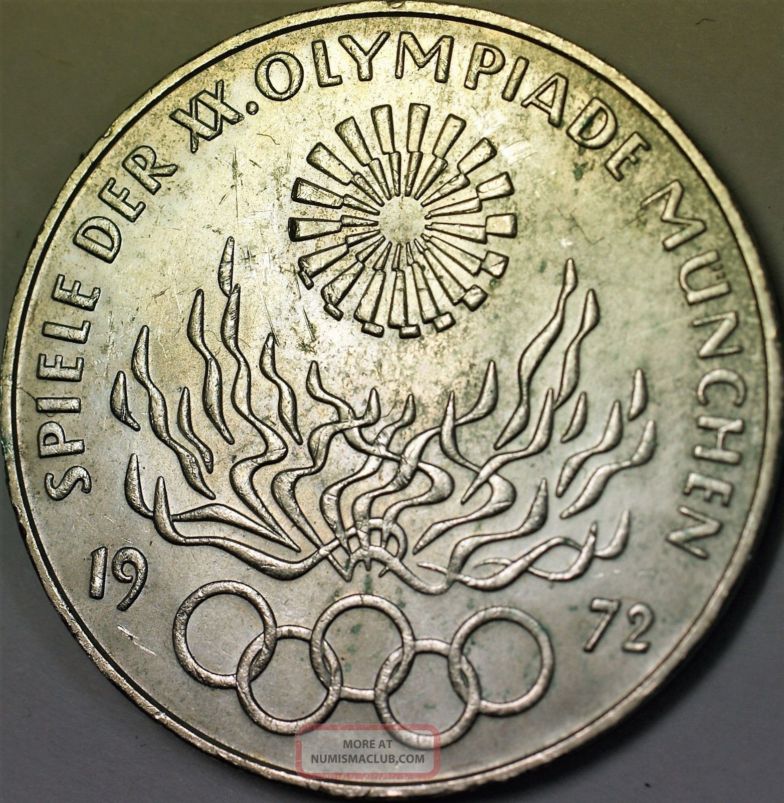 1972 D German 10 Marks Silver Coin Olympic Games Commemorative Flame Spiral Au