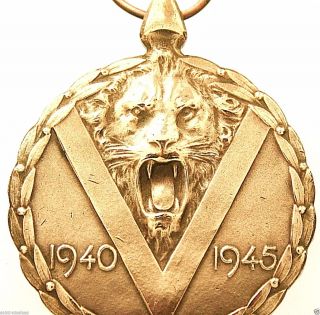 Mighty Victorious Lion Of Wwii - Antique Bronze Art Medal Pendant photo