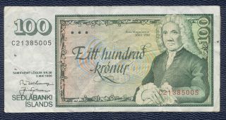 Iceland Island Banknote,  100 Kr.  From 1986 P 54 photo