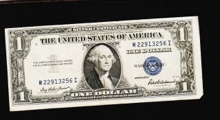 Series 1935 F One Dollar Silver Certificate==good/crisp photo